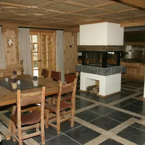 Antiktischlerei Tkalec, Oberhofen am Irrsee