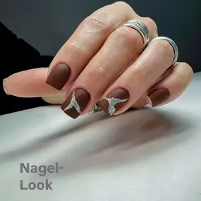 Ollga nails