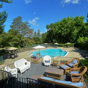 Relax poolside