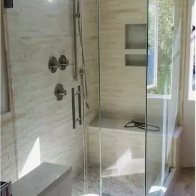 Glass Bath Enclosure