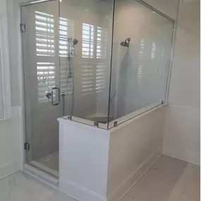 Glass Bath Enclosure