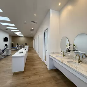Smile ON Orthodontics office