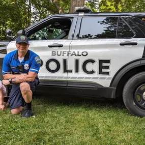 Encompass Agency's Jr. Account Managers were hanging out with Officer Reed of the Buffalo Police Department's A-District (South Buffalo) at the The South Buffalo Farmer's Market!