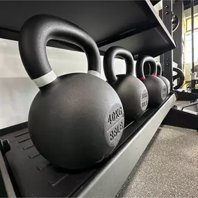 Have never trained with kettlebells?  No problem - you'll be an expert in no time with our NASM and ACE certified professional trainers!