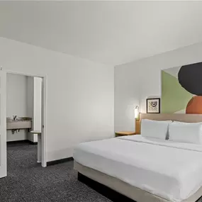 Guest room