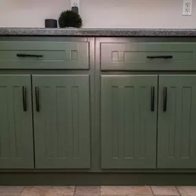 Kitchen after cabinet painting