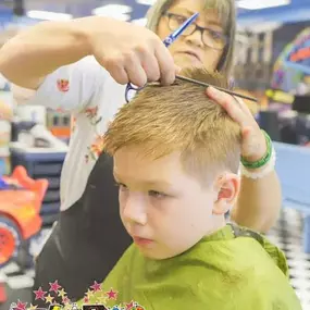 Bild von Pelitos Hair Salon For Kids & Adults