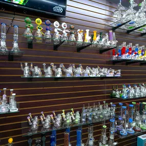 Bild von Cloud 9 Smoke Shop, Vape, & Hookah Co. - New Cobb Pkwy