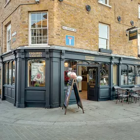 Bild von Esquires Coffee Hertford