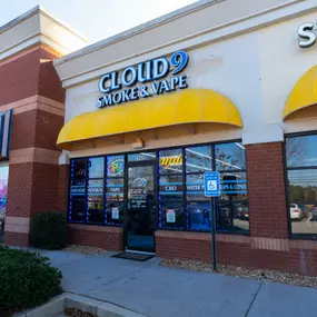 Bild von Cloud 9 Smoke Shop, Vape & Hookah Co. - McDonough