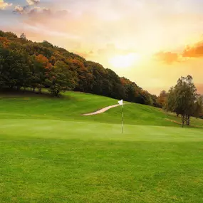 Beauchief Golf Course is a classic parkland course offers a peaceful and picturesque setting ideal for capturing the essence of English golf.