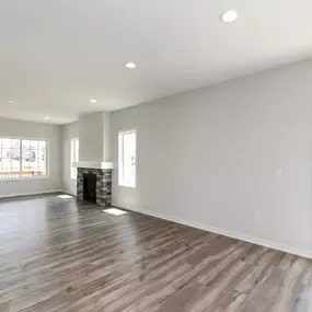 Spacious living room with fireplace