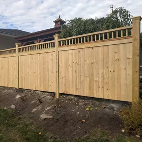 Bild von Big and Tall Fence