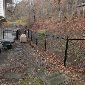 Bild von Big and Tall Fence