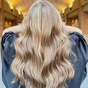 Top Schaumburg, IL Salon For Balayage, Blonding, & Highlights