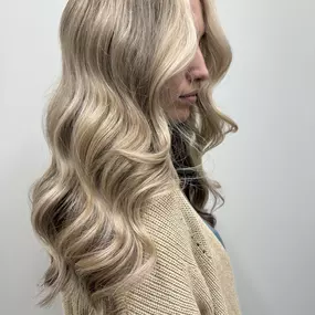 Full Blonde Highlights With Natural, Lived-In Depth In Palatine, IL