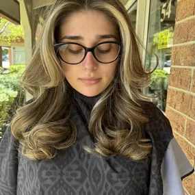 Professional Blowout with Soft Waves in Arlington Heights, IL
