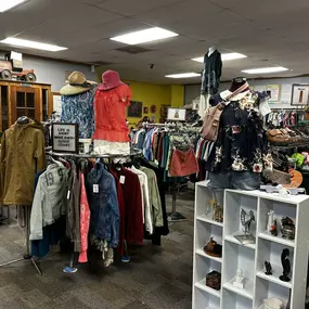Bild von The Village Thrift Shop