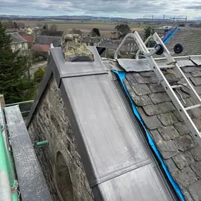Bild von Edinburgh's First Response Roofing Ltd