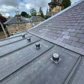 Bild von Edinburgh's First Response Roofing Ltd