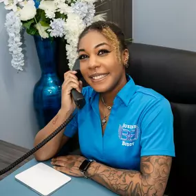 Tk is keeping things running smoothly at the front desk and bringing positive vibes to the Business Buddy workspace. From greeting visitors to supporting the flow of the day, she’s the calm presence that helps keep our team on track and our space welcoming.