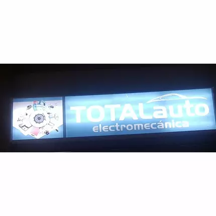 Logo van Total Auto Fadrell