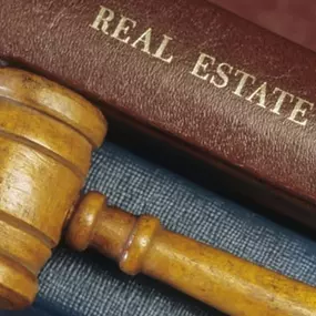 Navigate the complexities of real estate with ease. Stoner Law’s Pittsburgh real estate lawyers assist with contracts, closings, and legal disputes to safeguard your property rights.