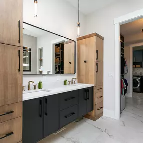 Bild von MIR Homes Inc