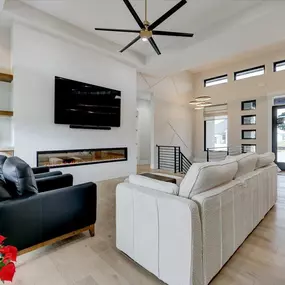 Bild von MIR Homes Inc