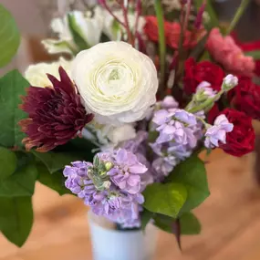 Thank you to loulou_blooms for the beautiful bouquets of flowers. I won this bid on the Canfield School Auction - and very glad I did! Canfield they are local. Support small businesses.