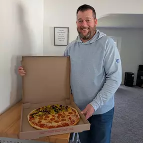 In anticipation of National Pizza Day this Sunday and the Big Game between the Chiefs and the Eagles, we give a shout-out to Pasco’s of New Martinsville for our lunch today! Who you are pulling for in the Super Bowl?