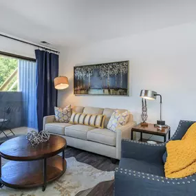 Bild von Walden Pond Living