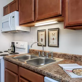 Bild von Walden Pond Living
