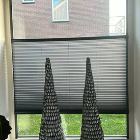 Zevenhuizen, met plakprofiel,
geleverd door Heditex