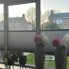 Zevenhuizen, met plakprofiel,
geleverd door Heditex