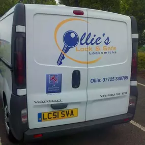 Bild von Ollie's Lock & Safe Locksmiths Cheltenham & Gloucester