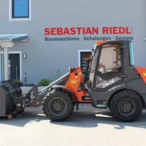 Bild von Sebastian Riedl GmbH Schalungen - Gerüste - Baugeräte