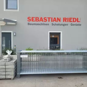 Bild von Sebastian Riedl GmbH Schalungen - Gerüste - Baugeräte