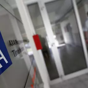 AXA - AXA Versicherungsagentur Tino Hahn in Griesheim