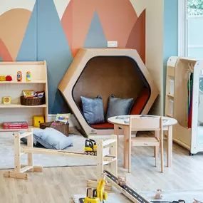Busy Bees at Bagshot - The best start in life