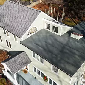 Bild von Lecla Home Improvements & Roofing, Inc.