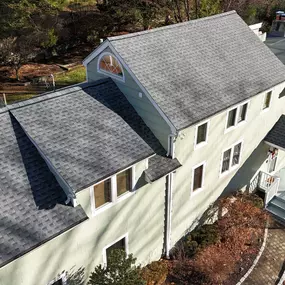 Bild von Lecla Home Improvements & Roofing, Inc.
