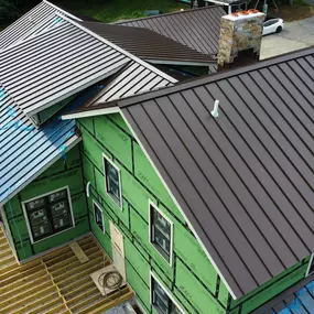 Bild von Lecla Home Improvements & Roofing, Inc.