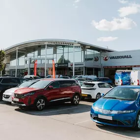 Evans Halshaw Leapmotor Hull Dealership Exterior Forecourt
