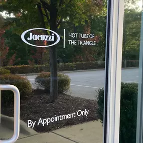 Bild von Jacuzzi Hot Tubs of the Triangle - BY APPOINTMENT ONLY