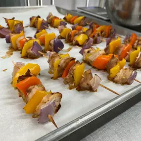 LunaFit Fresh Altamonte Springs and Orlando healthy meal prep and delivery chicken shish kabobs fresh out of the oven.