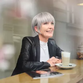 Bild von Perückenstylist