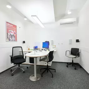 Hansaton Hörkompetenz-Zentrum Breitenfurter Strasse 372, Wien Liesing Riverside  Beratungsraum