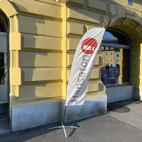 Hansaton Hörkompetenz-Zentrum Koloman-Wallisch-Platz  2, Bruck an der Mur von links kommend