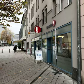 Hansaton Hörkompetenz-Zentrum Schulgasse 18, Dornbirn von rechts kommend